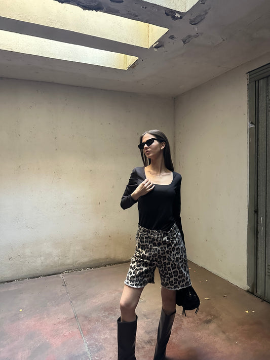 Shorts roar