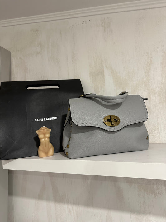 Borsa Mati