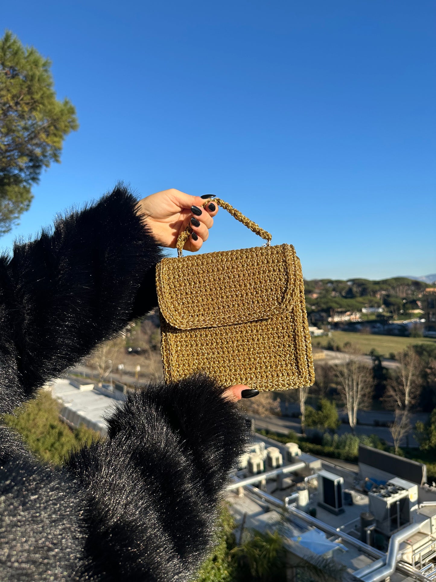 Borsa dorata foderata